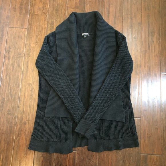 Express sweaters - Picture 4 of 7